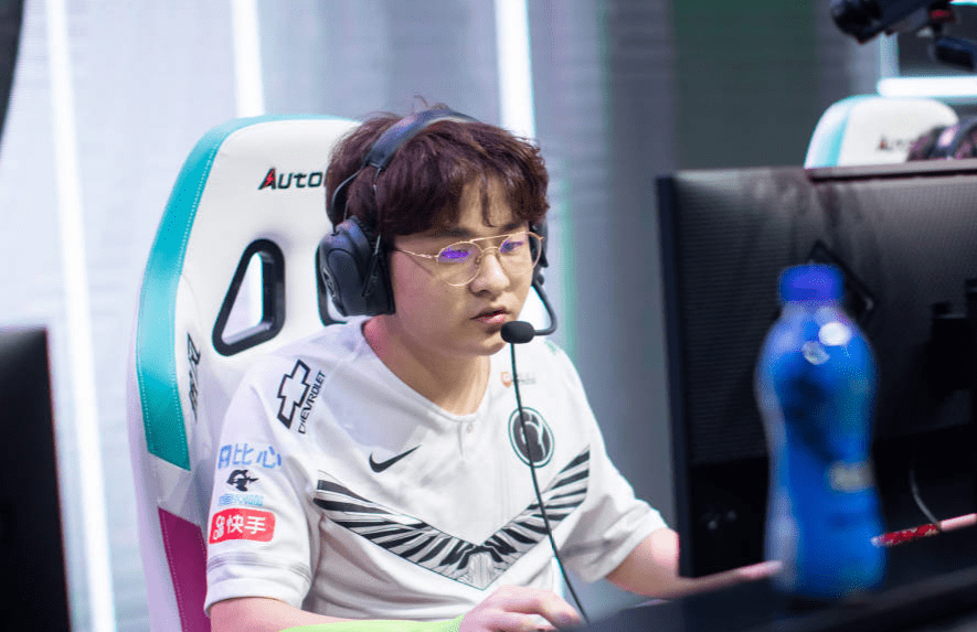 西甲威廉立博临场运用-3377彩票